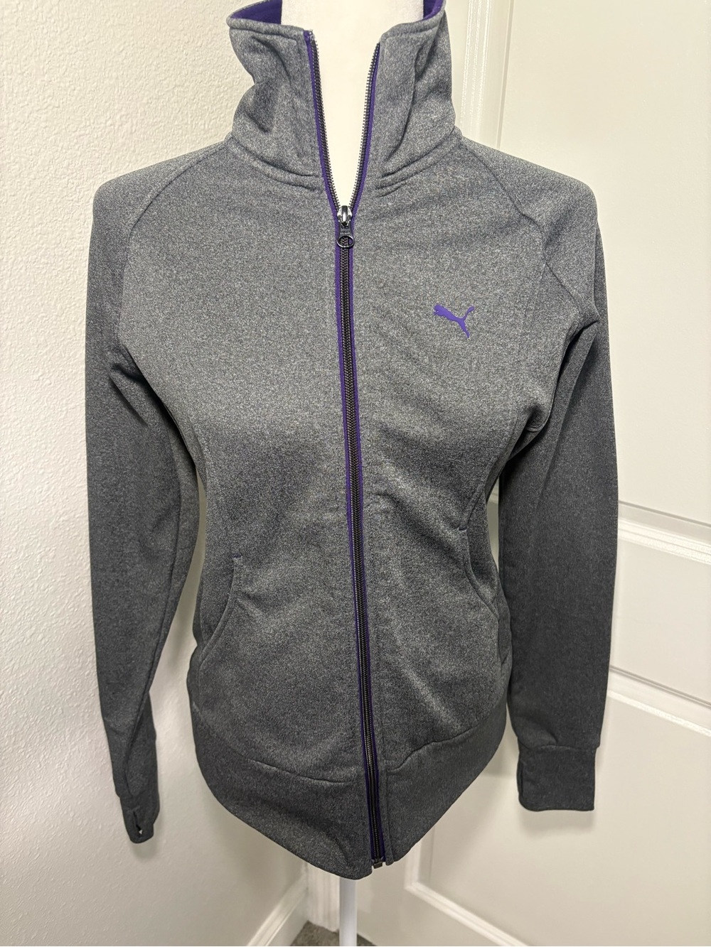 PUMA Women's Size XS Gray Purple Full-Zip Jacket